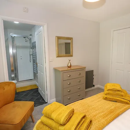 The Chase - 30 Ayr Avenue Апартаменты